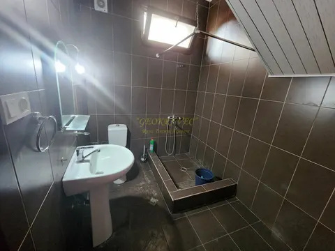 Сдается коммерческое  помещение.