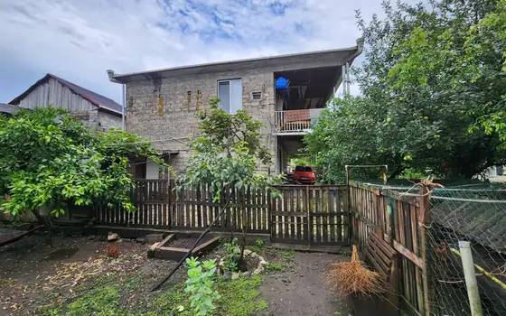 5 Bedroom House with Yard in Poti, photo 2