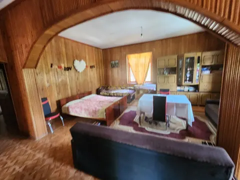 Собственный жилой дом в Натанеби.