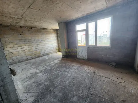 Продается квартира в километре от моря.