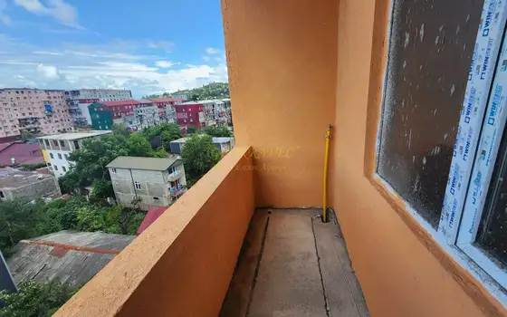 Продается квартира в километре от моря.
