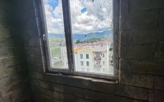 Продается квартира в километре от моря.