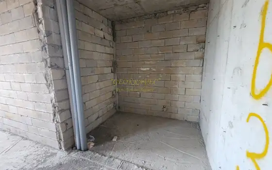 Продается квартира в километре от моря.