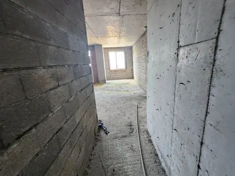 Продается квартира в километре от моря.