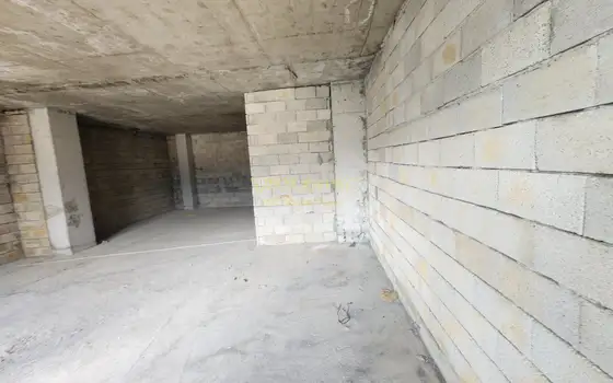 Продается квартира в километре от моря.