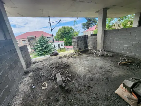 9-комнатный отель у моря.