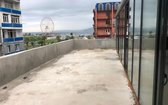 4 этажное здание в в центре города Батуми.