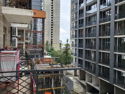 Продается квартира у моря.