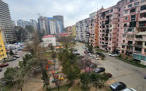 Продается квартира у моря на улице Кобаладзе.