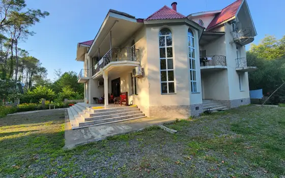 ОЧЕНЬ СРОЧНАЯ ПРОДАЖА!  "Роскошный особняк премиум-класса в Шекветили**   Элитная недвижимость на первой береговой линии Черного моря