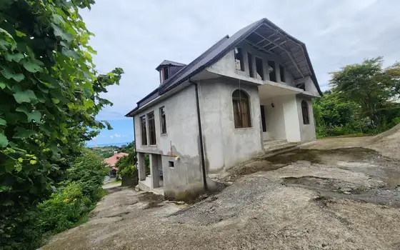 Собственный дом в Махинджаури.