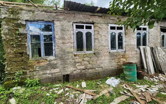 Продается земельный участок по выгодной цене.