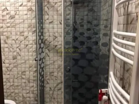 Продается квартира в центре города.