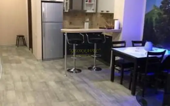 Продается квартира в центре города.