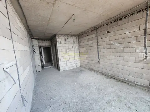 Продается квартира с прекрасным панорамным видом.