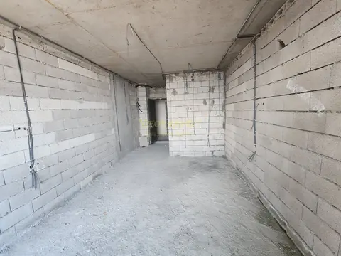 Продается квартира с прекрасным панорамным видом.