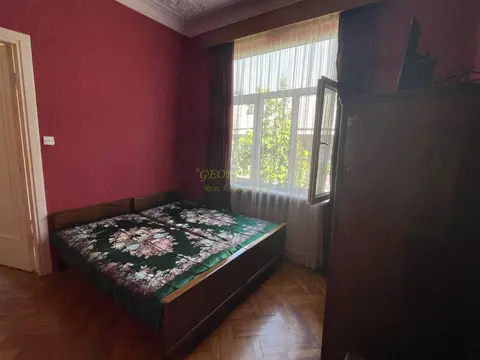 Загородный дом в городе Батуми.