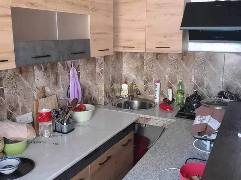 Трехкомнатная квартира в Махинджаури.