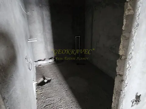 Продается квартира в центре города от собственника с видом на горы, море  и город Батуми.