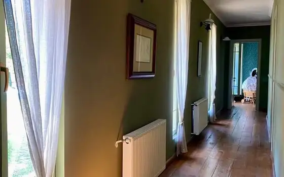 Вилла в долине Армази.