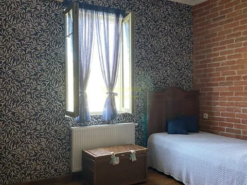Вилла в долине Армази.