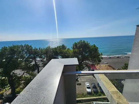 Квартира в 30 метрах от моря.