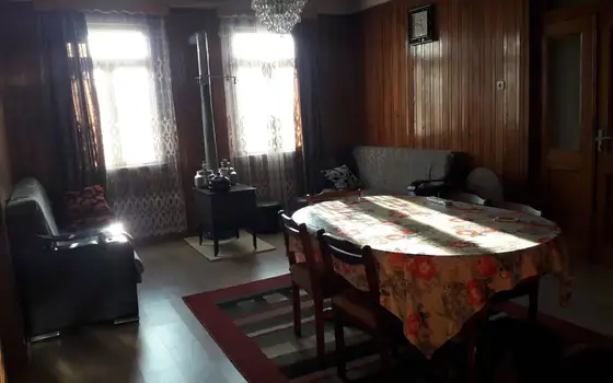 Продается частный дом в тихом районе от города Батуми в 14 км-ах  с видом на горы в Хелвачаурском муниципалитете. Аджария.