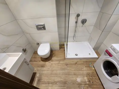 Продается этаж на берегу Черного моря.