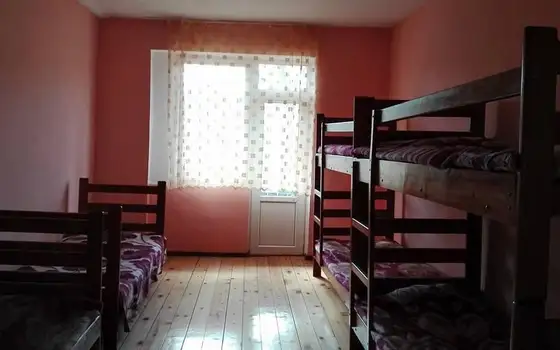 Продается действующий лагерь в Душети. Недалеко от озера Палеостоми. Грузия.