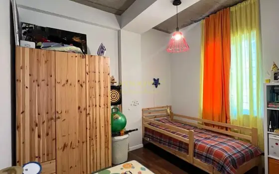 Трехкомнатная квартира в городе Батуми.