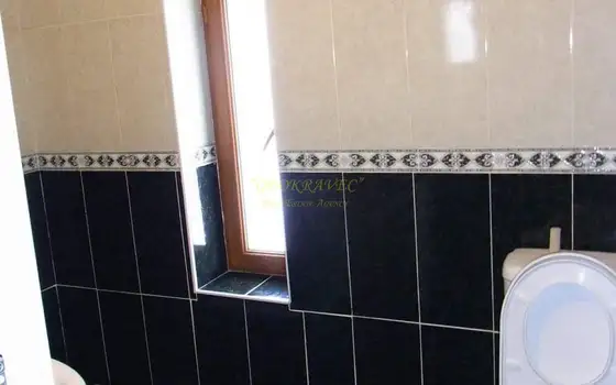 Продается частный загородный дом в Бакуриани.