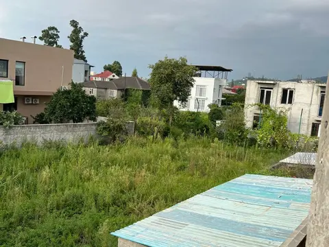 Продается земельный участок несельскохозяйственного назначения.
