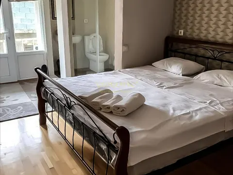 Продается действующая недвижимость в городе Батуми.