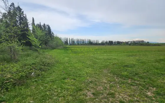 Земля для продажи.