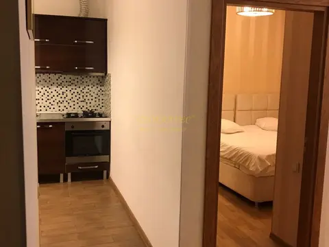 Трехкомнатная квартира в центре города.