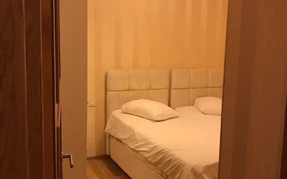 Трехкомнатная квартира в центре города.