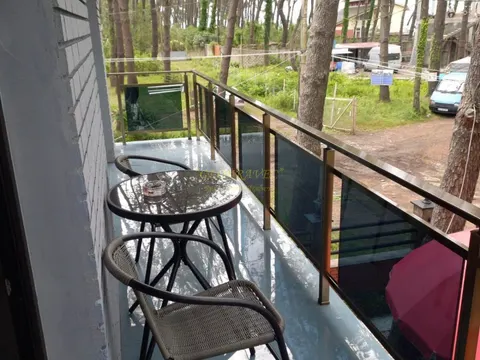 Сдается трехэтажный дом недалеко от моря в Григолети.