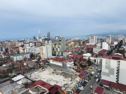 Продается квартира с видом на море.