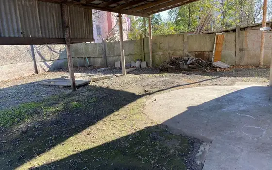 Продается коммерческое помещение в городе Поти.