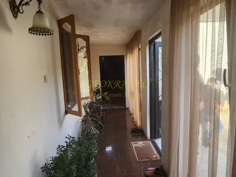 Собственный двухэтажный дом.