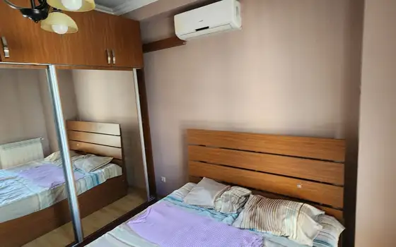 Трехкомнатная квартира у моря.