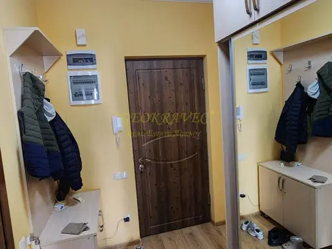 Трехкомнатная квартира у моря.