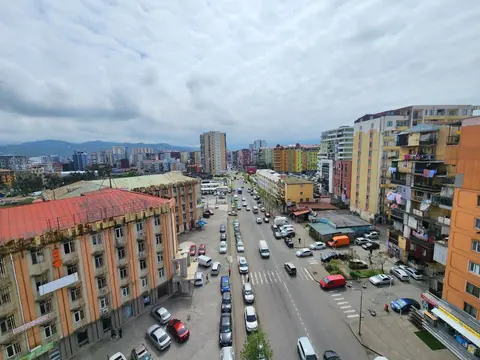 Продается квартира площадью 100 кв.м в городе Батуми.