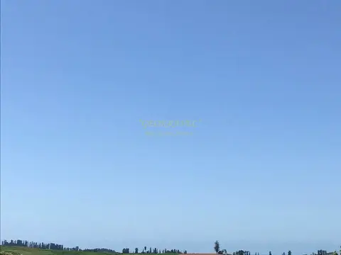 Продается земельный участок с видом на море.