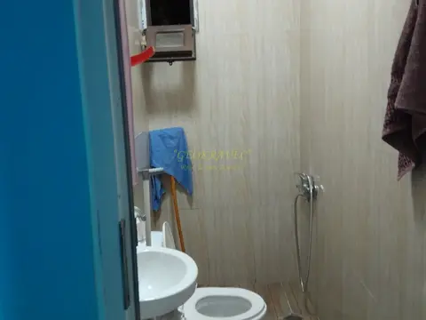 Продаются две квартиры.