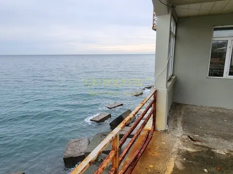 Дом на берегу Черного моря.