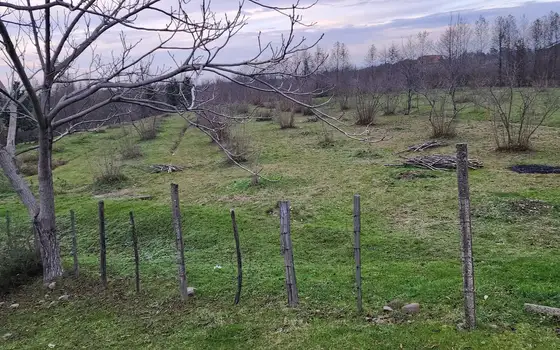 Инвестиционный земельный участок на берегу реки.