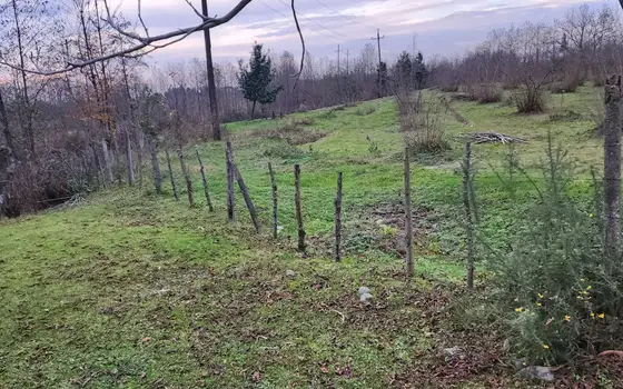 Инвестиционный земельный участок на берегу реки.