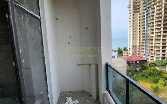 Продается квартира у моря в Махинджаури.