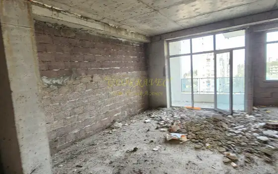 Продается квартира у моря в Махинджаури.